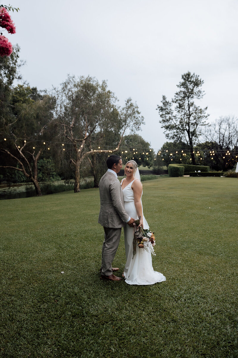 Ash & Luke _ Sneak Peeks-4