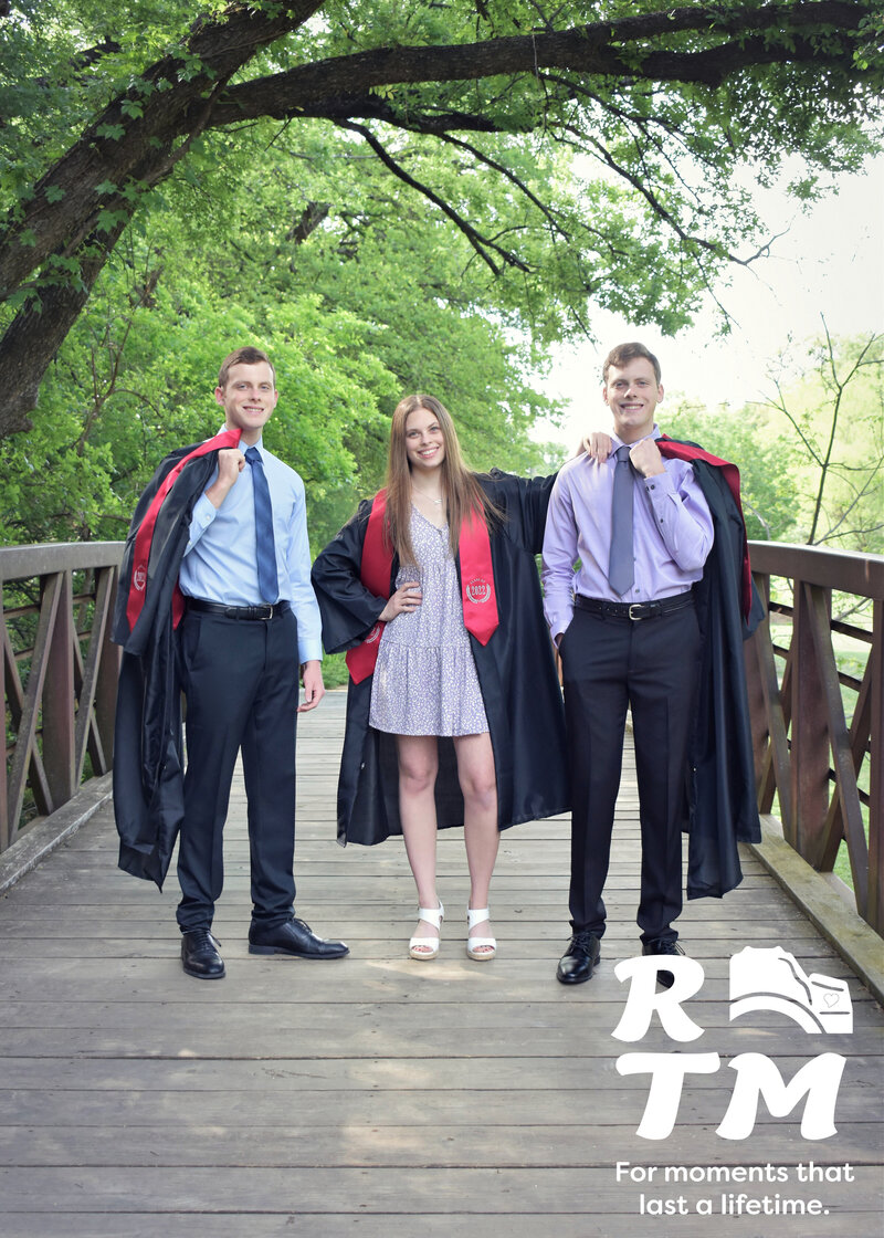 senior photos-triplets-family-Martin high school-aisd
