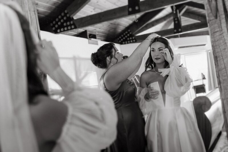 Stunning bridal portrait taken by a wedding photographer in Oahu