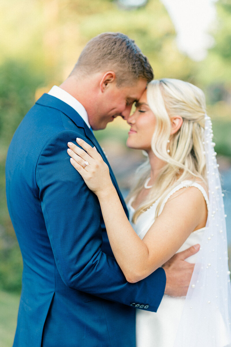 Chapel-On-The-Rocks-Wedding-Photographer-43