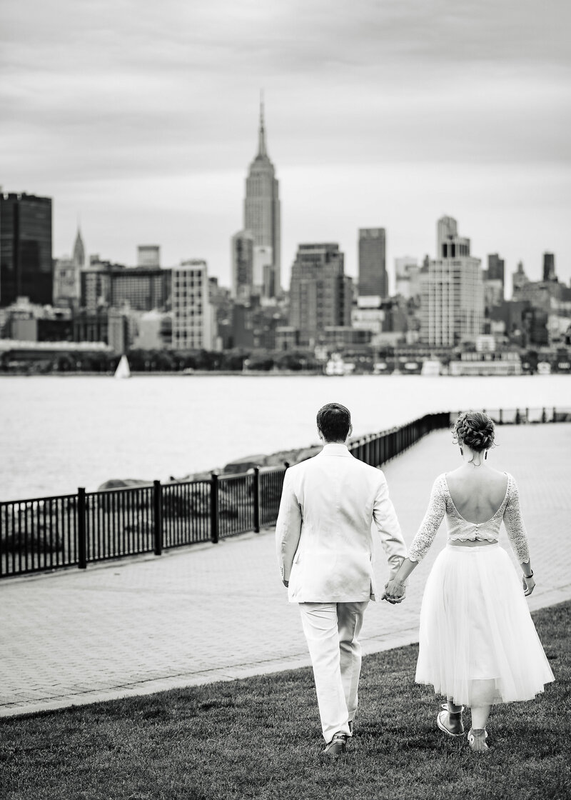 Ishan Fotografi: Experienced NJ & NYC wedding photographer. Iconic backdrops, artistic style, and your love story captured.