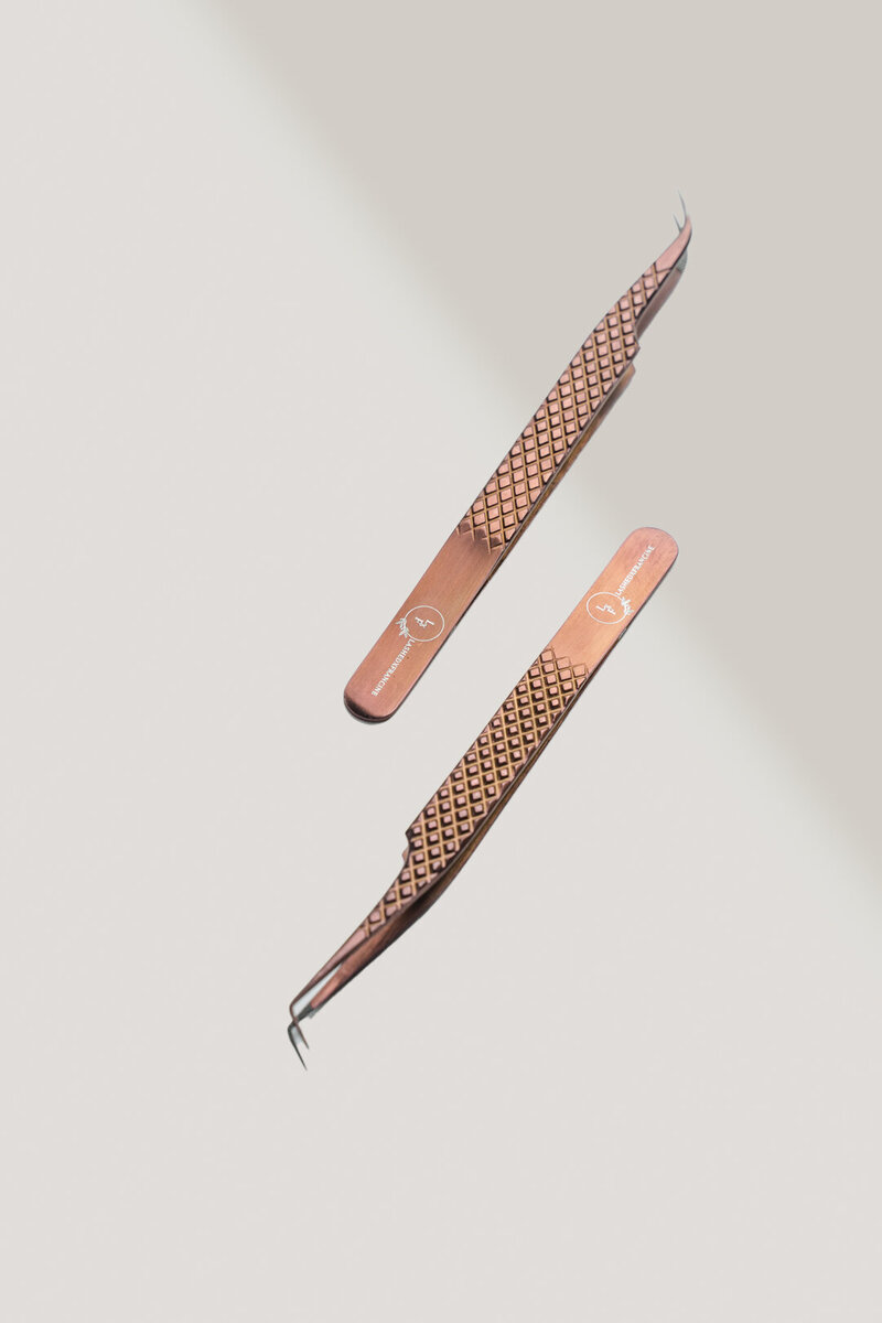 Tweezer Duo (any isolation tweezer and any application tweezer)