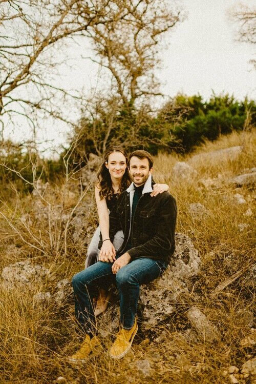 Hill-Country-Engagement-Photos.jpg(1)
