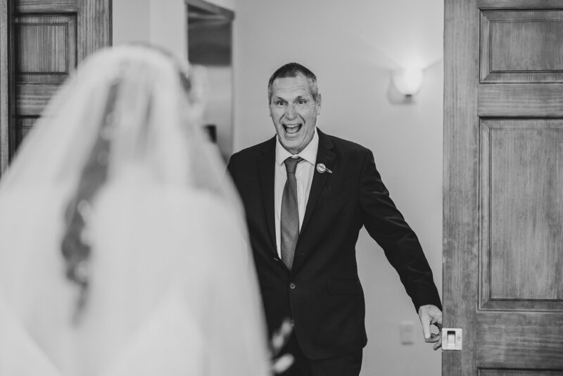 Allison-Kevin_WeddingPreviews_10