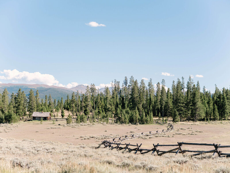 Devils-Thumb-Ranch-Wedding-Photographer-0007