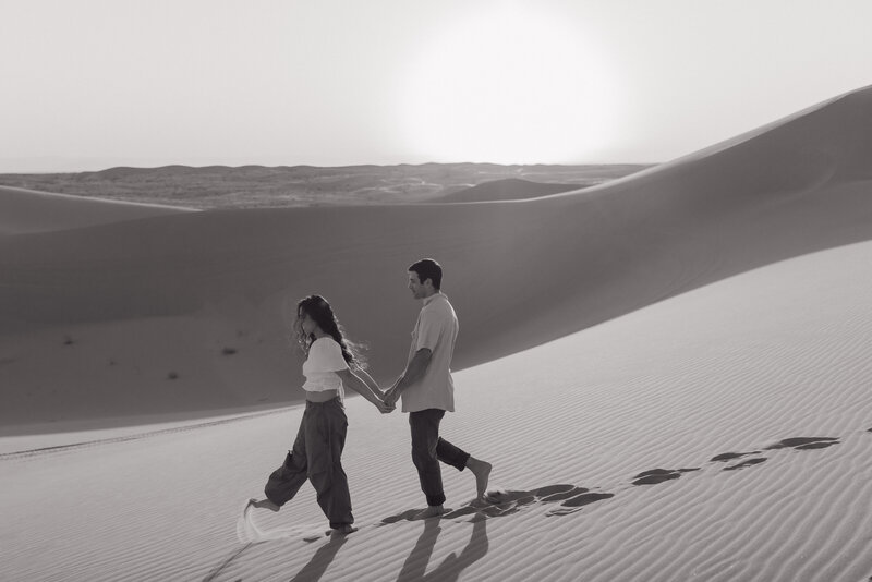 california glamis imperial sand dunes engagement couples photos by madison delaney photography_-103
