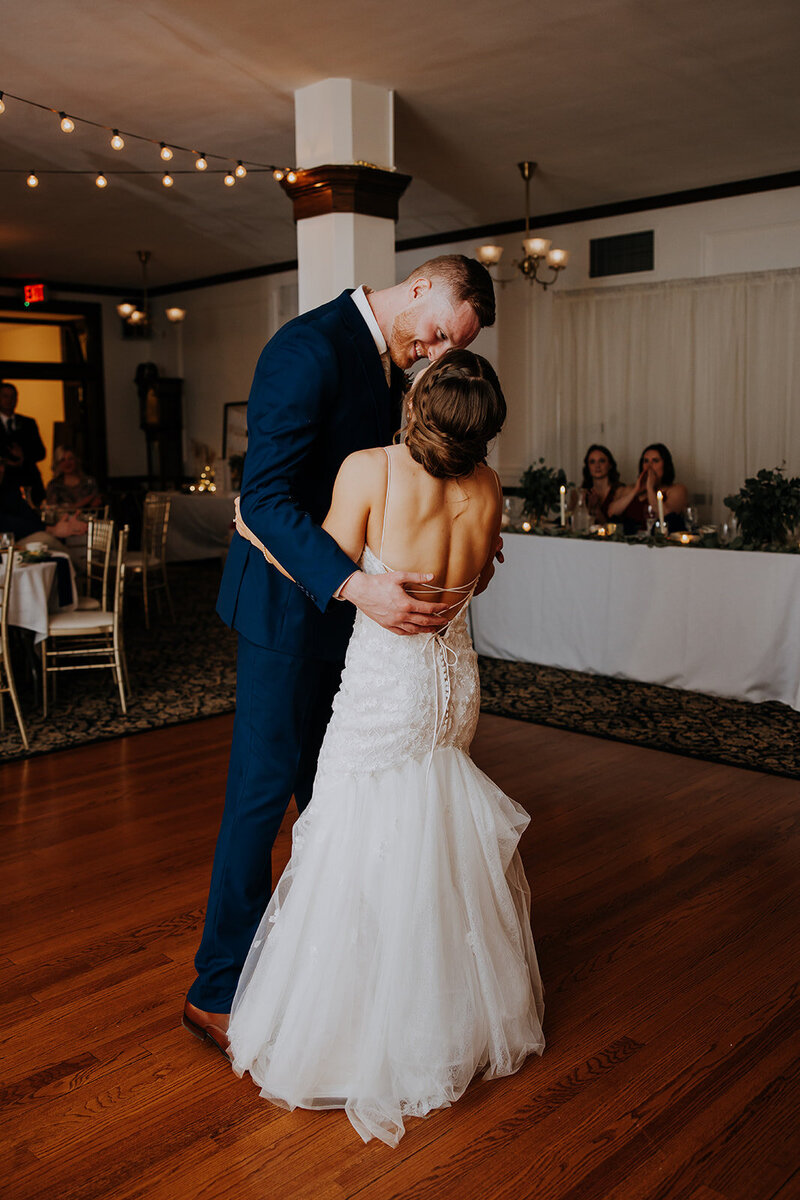 Gabriel-Ballroom-first-dance-3