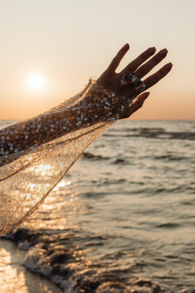 kaboompics_rays-at-the-beach-a-sparkling-moment-32949
