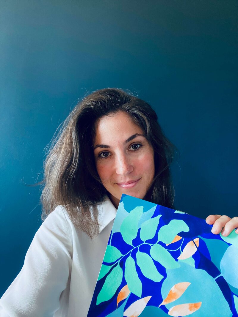 Lauranne-guyomard-intervenante-art-metière-petite-enfance-ecole-motif-nature-peinture-eveil-culturel-