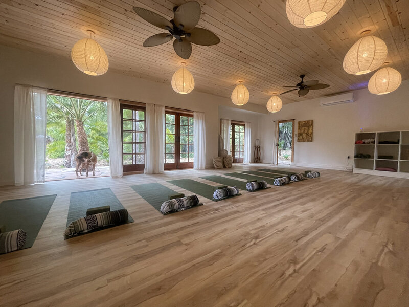 CEREMNYRetreatInterior
