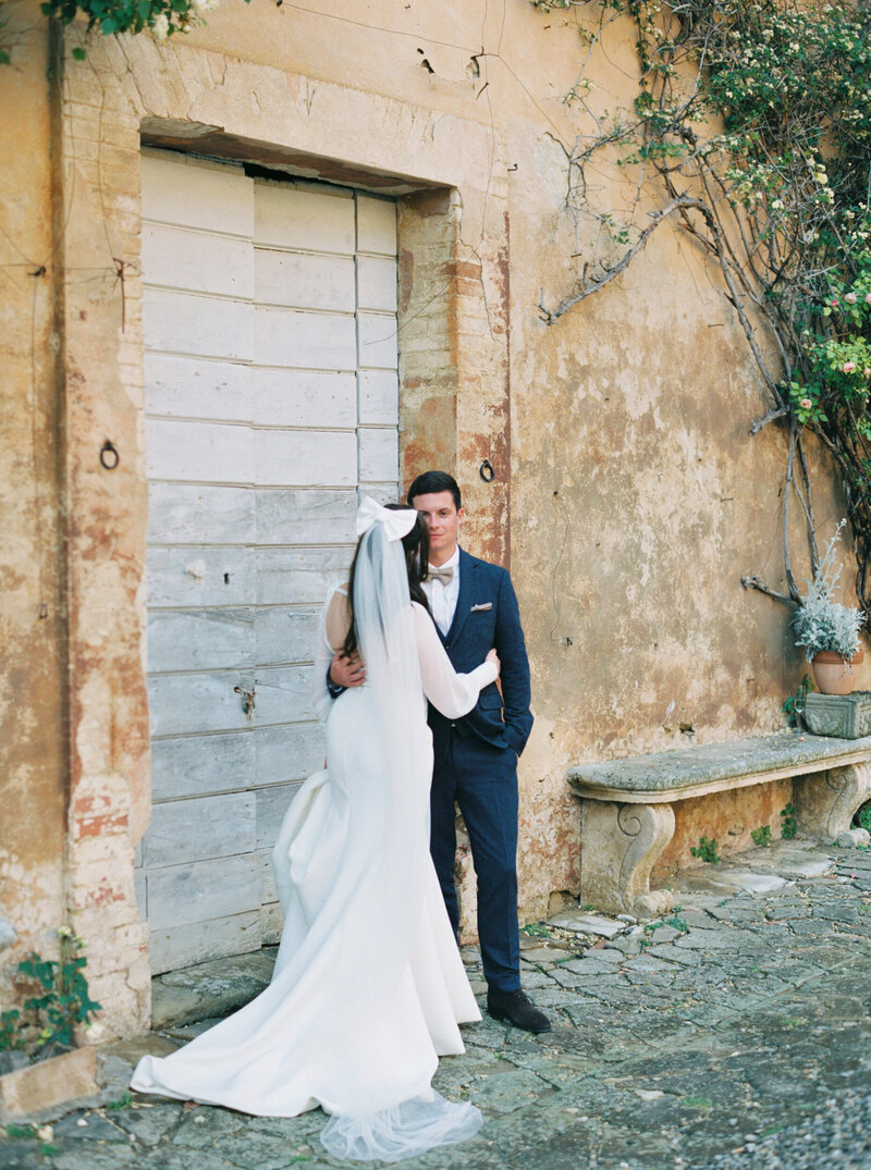 Sheri McMahon - Villa Catignano Tuscany Siena Italy by Fine Art Film Destination Wedding Photographer Sheri McMahon-54