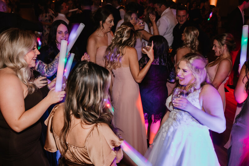 Emily & Brian - Michigan Wedding Photographer - Mariah Kasten Photo 2024-67