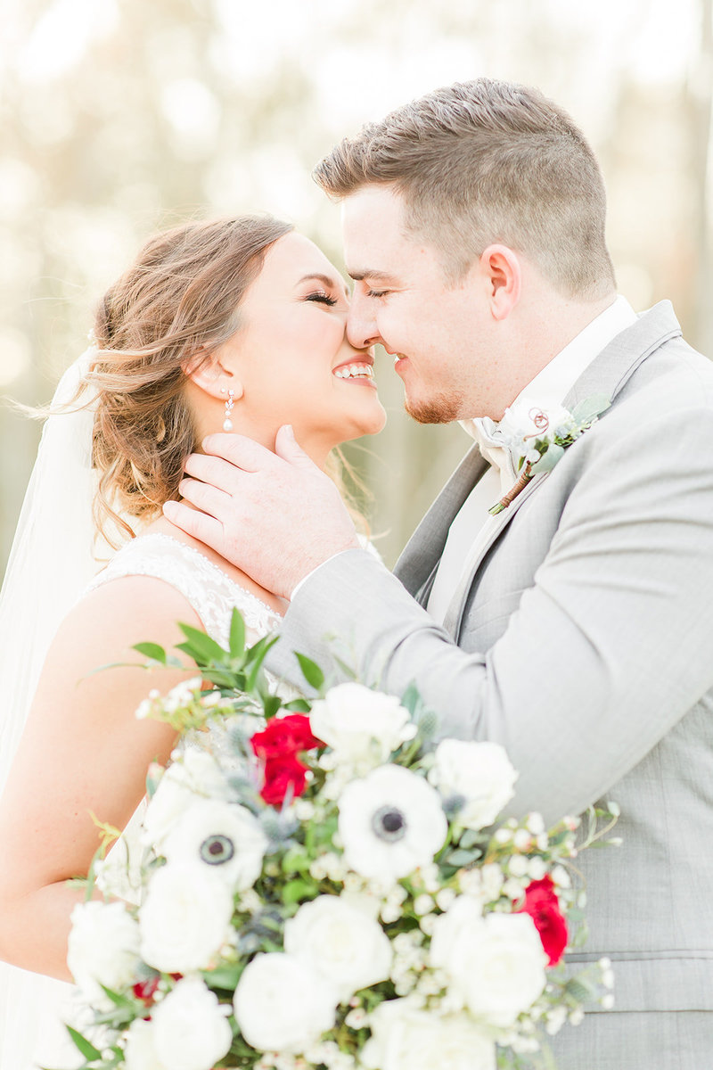 Warehouse-Event-Center-Rayne-Wedding-Photographer_18