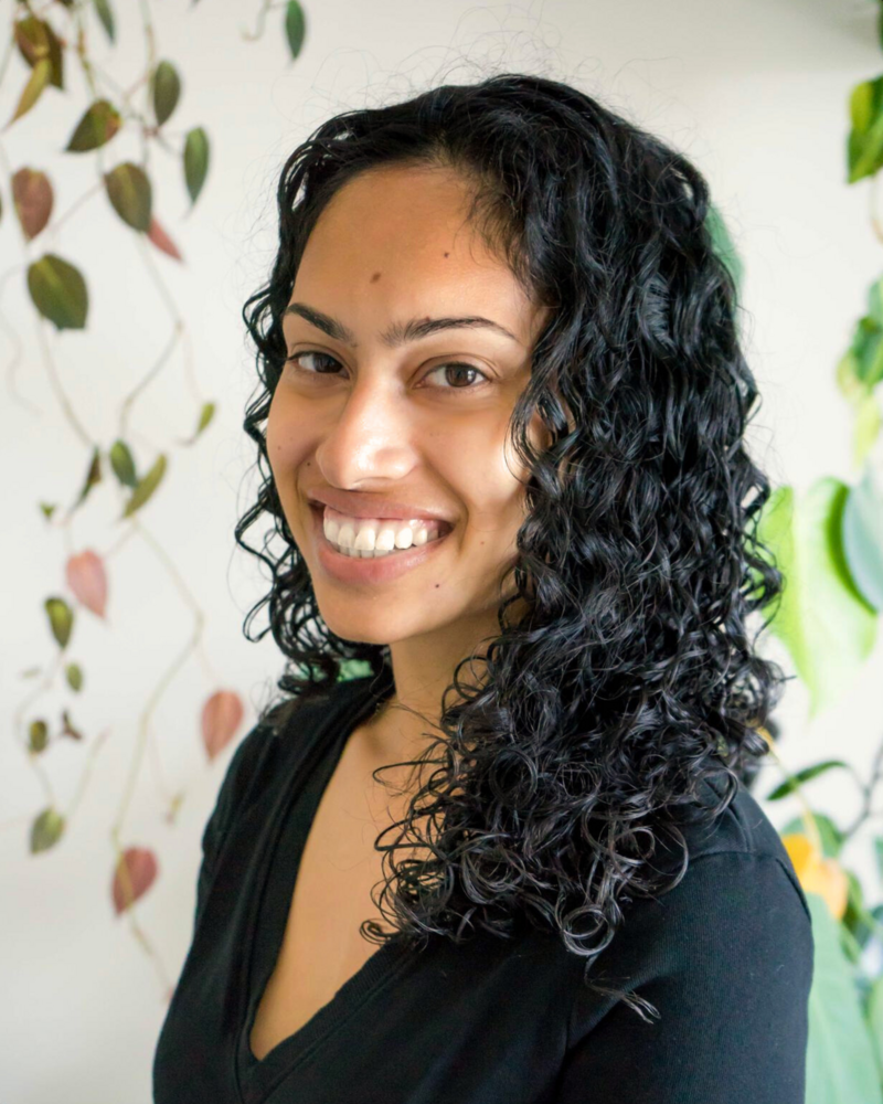 Toronto based Black Psychotherapist specializing in relational trauma, eating disorders, anxiety and more.