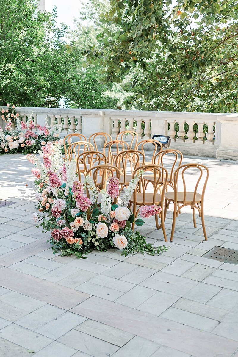 daughters-of-the-american-revolution-wedding-decor-beautiful-floral-arrangements-at-dar-wedding