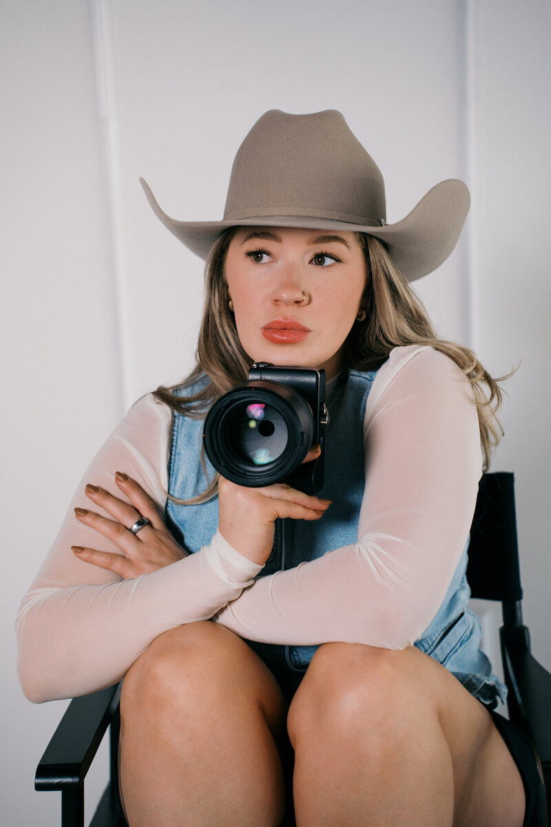 Jacque O, a luxury Northern California wedding photographer specializing in Western weddings and elopements