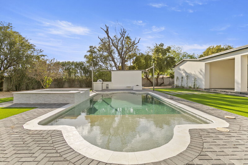 39-web-or-mls-6315-e-corrine-dr
