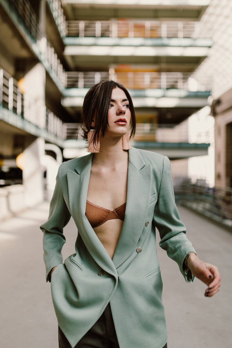 0061_SimplySonder_Visuals_Editorial_MicahParrish_2021