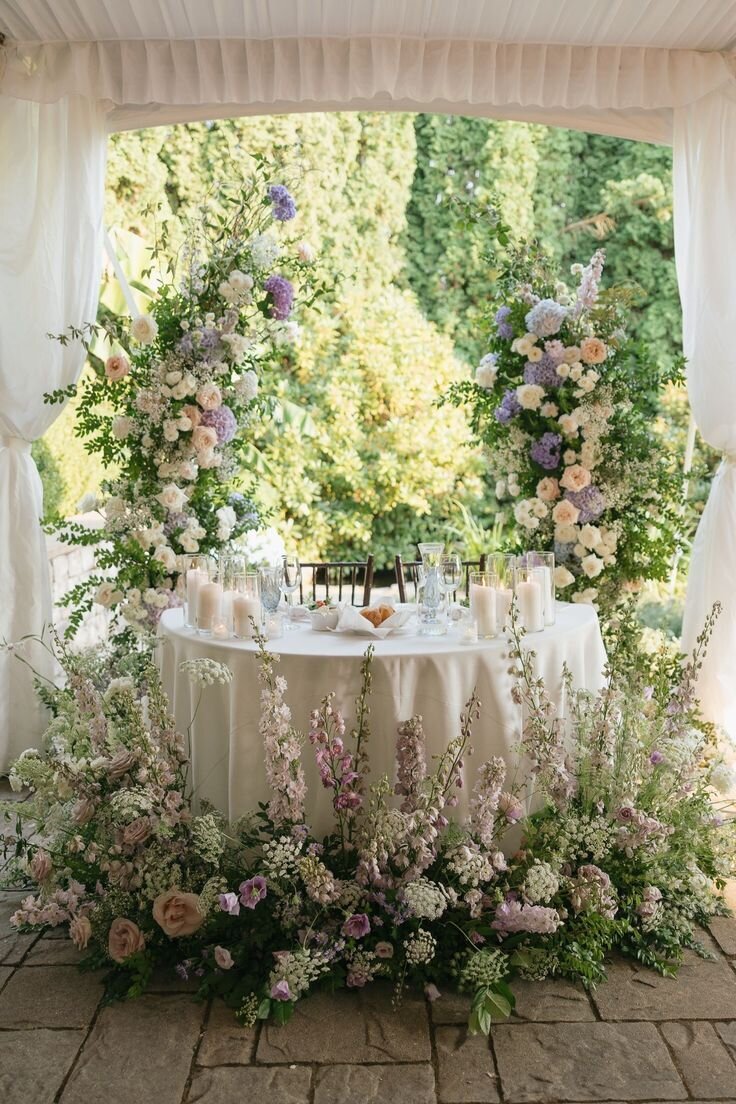 accent floral arrangements-rori ranch rentals