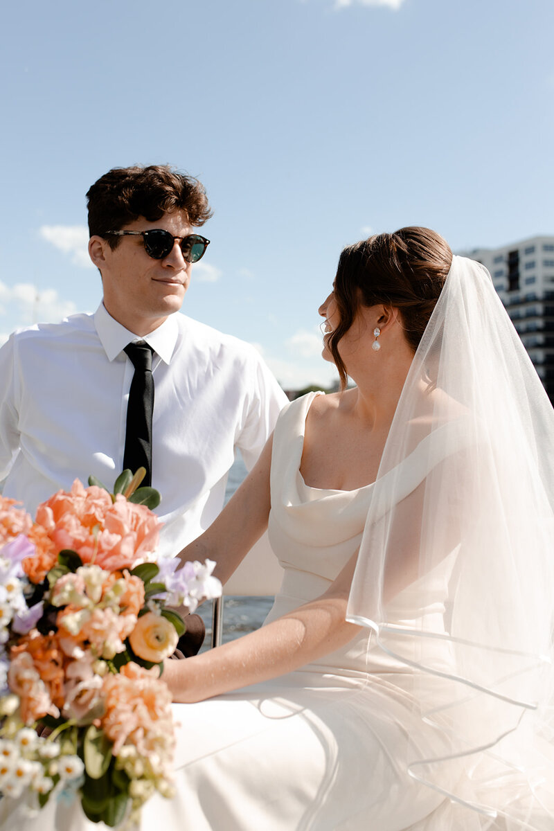 romantic milwaukee summer wedding photographed by Claire Neville photography