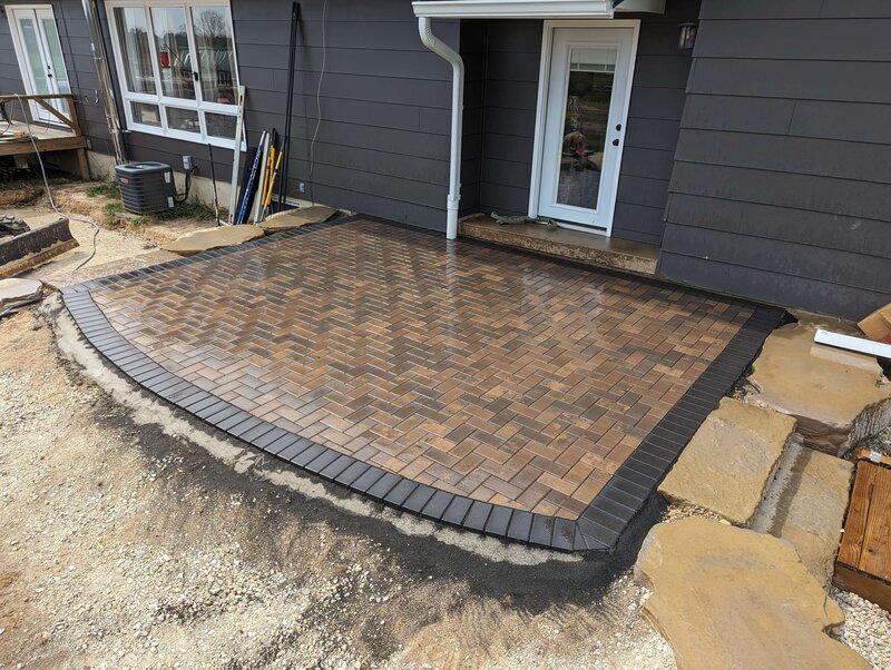 Cedar-Rapids-Iowa-landscaping-lawn-care-treatments-_20230923_175418820