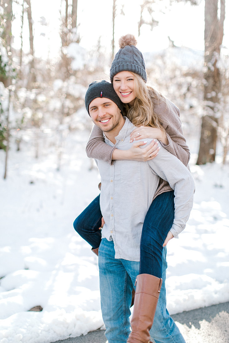 Engagement-Session-Snow-Winter-Louisville-Kentucky-Photo-by-Uniquely-His-Photography058