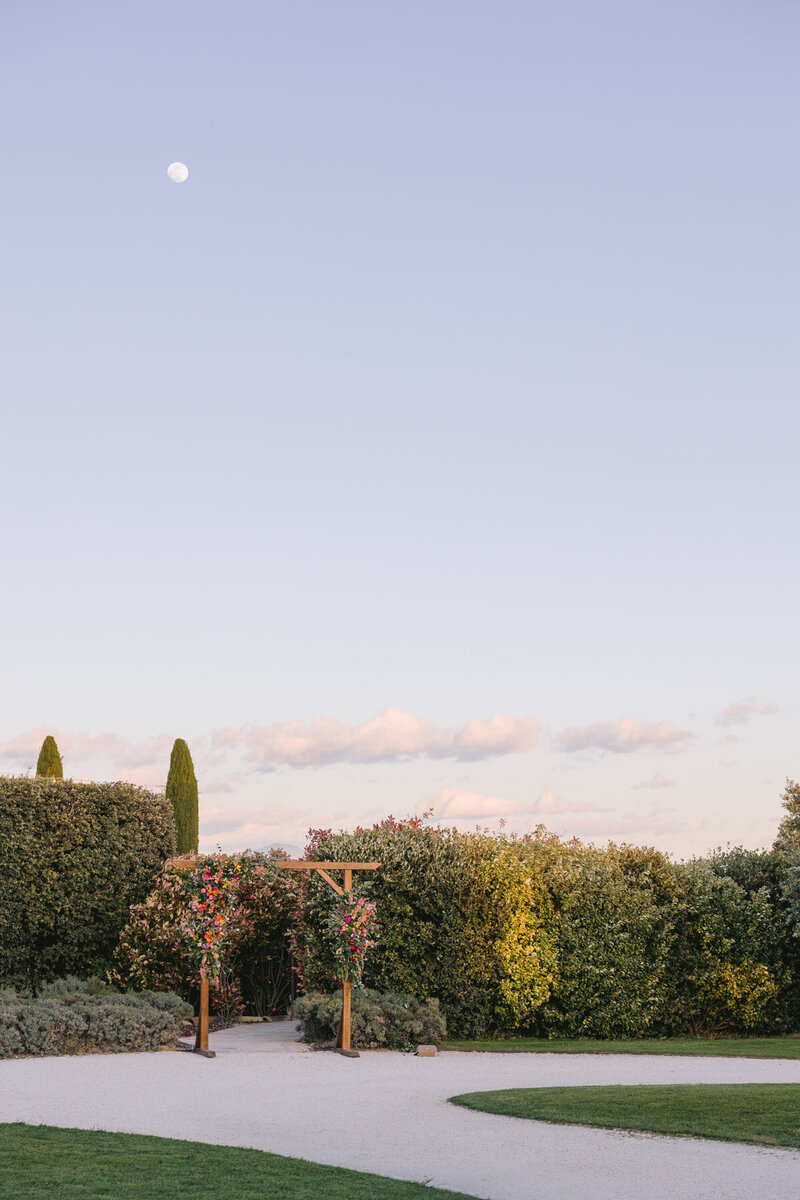 French wedding photographer Domaine de Sarson Grignan-106