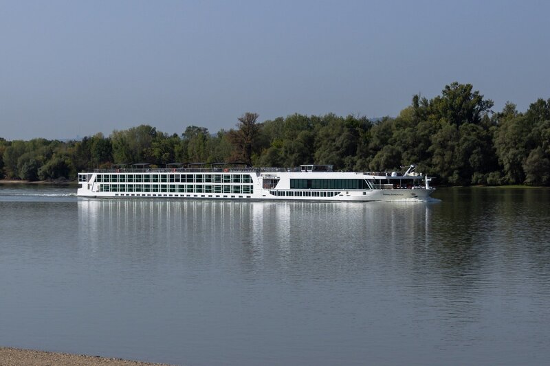 Royal Emerald river cruise ship