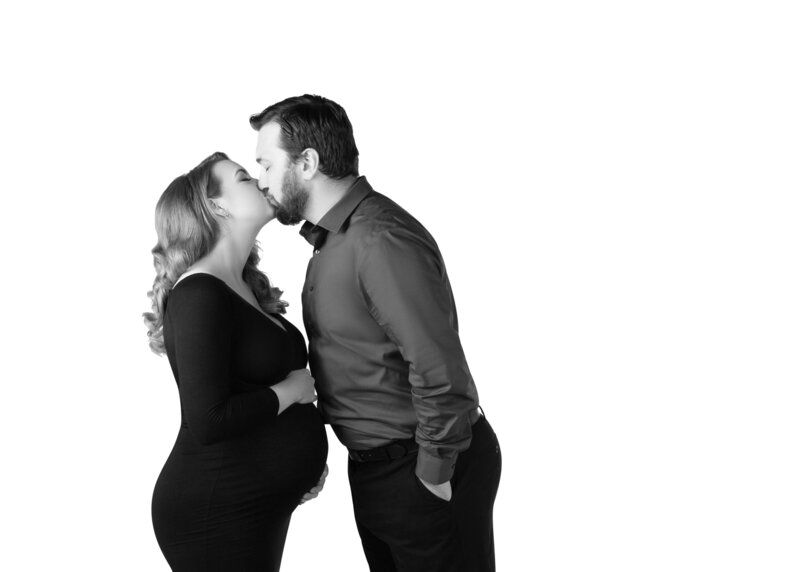 Husband and wife maternity shoot nc