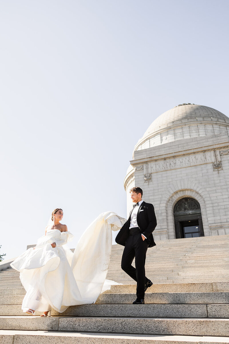 Best Cleveland Luxury Wedding Photographer LIndsey Ramdin LAR Weddings Pittsburgh Wedding Photographer Ohio Romantic Weddings158