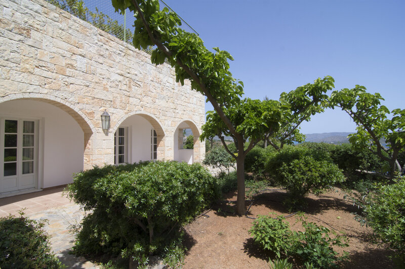 Cottage Exterior garden