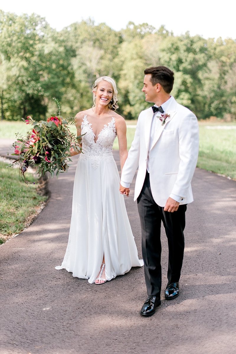 Bloomington_Indiana_The_Wilds_Wedding_Event_Chic_Barn_Weddings_128