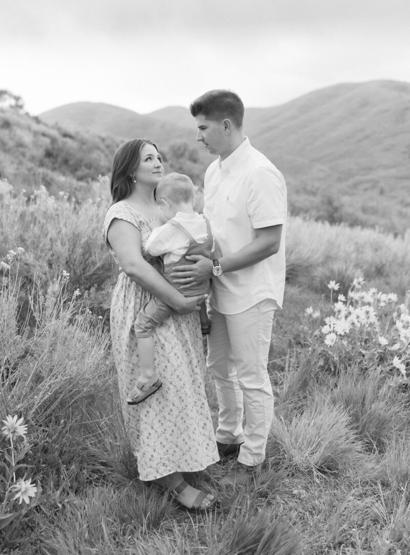 Maternity session in the Utah mountains with golden light and sweeping views. PHOTOGRAPHED BY Salt Lake City maternity photographer 