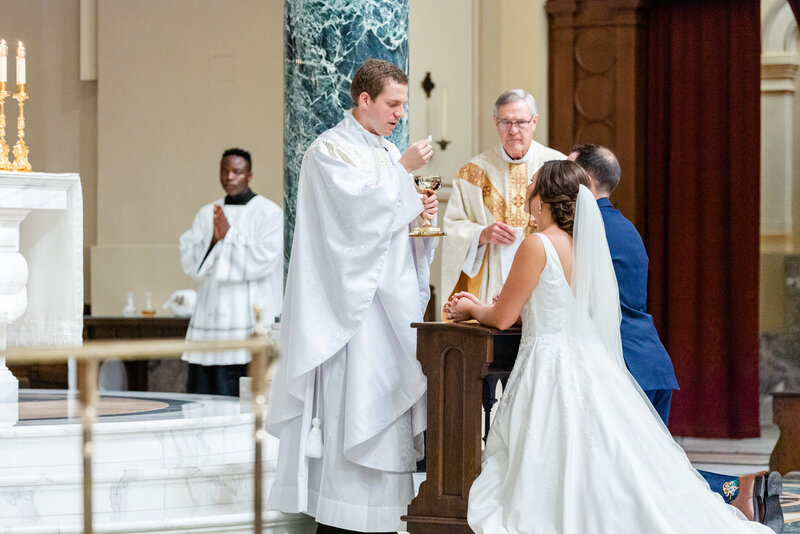 Joyful Prince of Peace Catholic Wedding | Ryan & Alyssa Photography