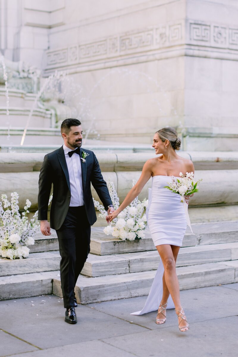 NYPL-New-York-Elopement-Larisa-Shorina-Photography-11-min