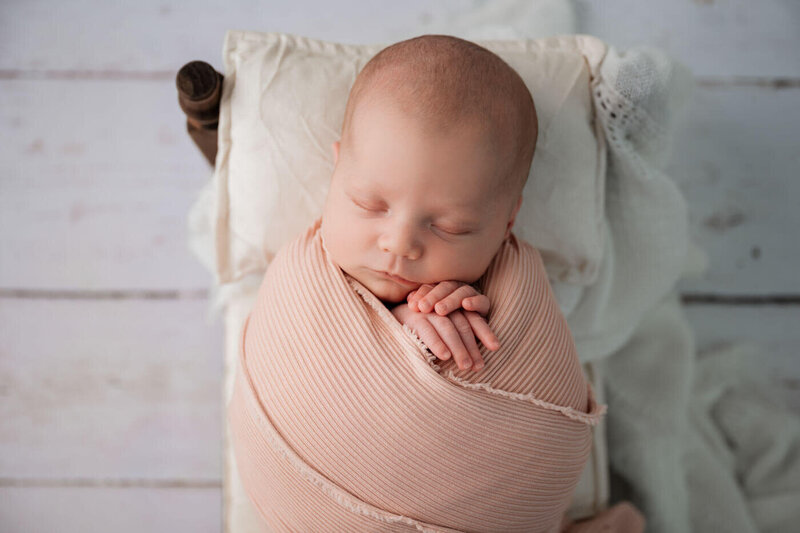 ARP NEWBORN STUDIO POSED EVERLY 2