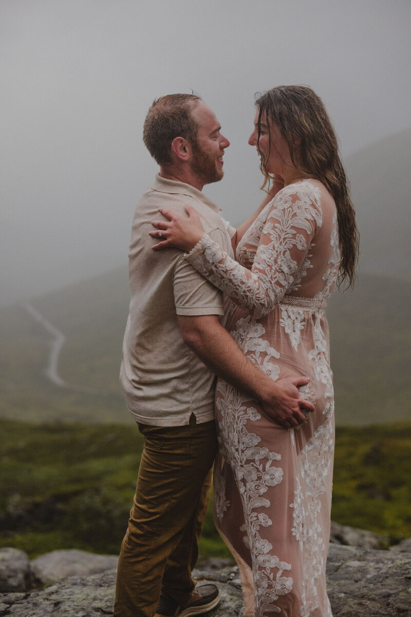 Alaska-Hatcher-Pass-Waterfall-Engagement-T&E_16