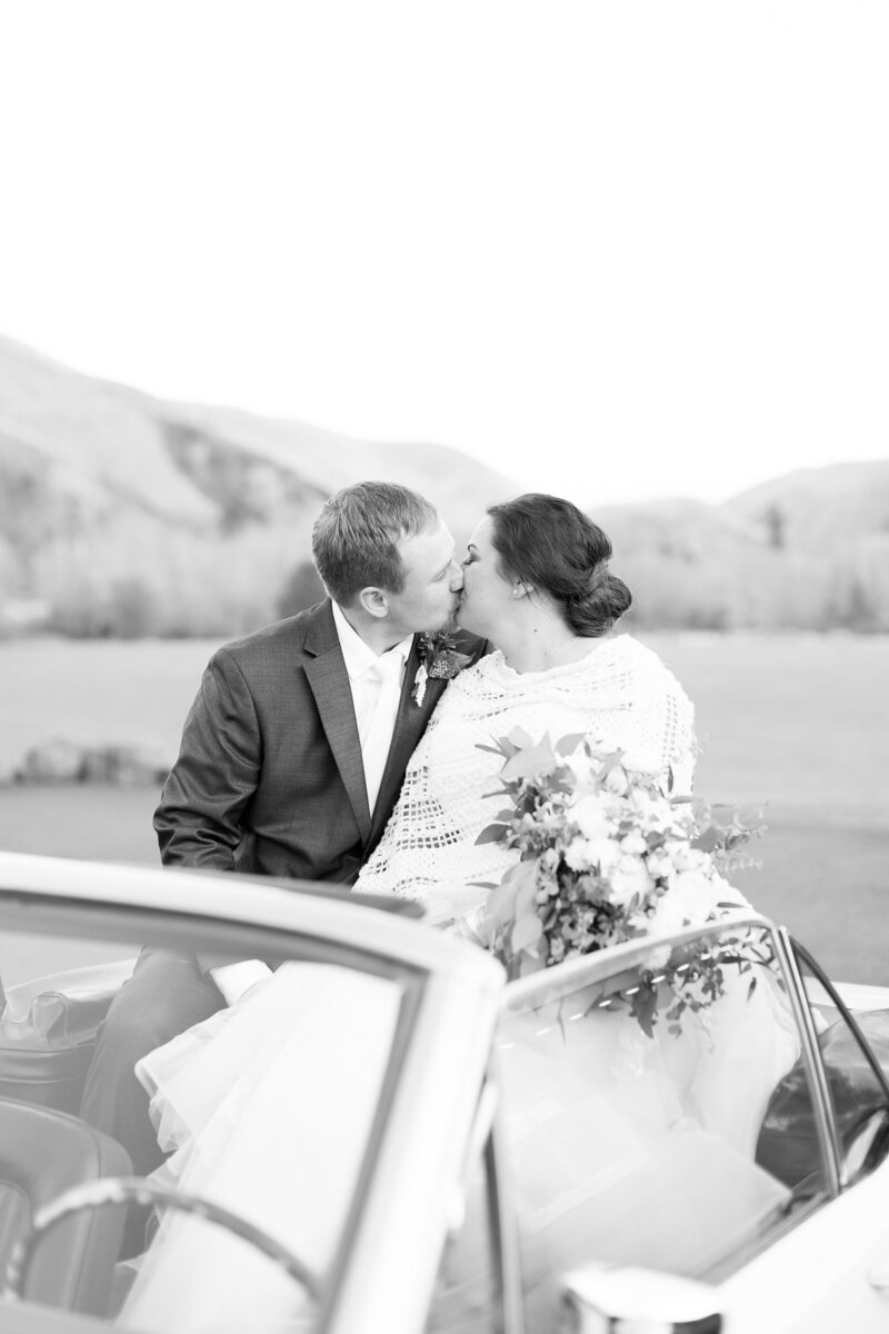 American Homestead Wedding by Spokane Wedding Photographer Taylor Rose Photography-76