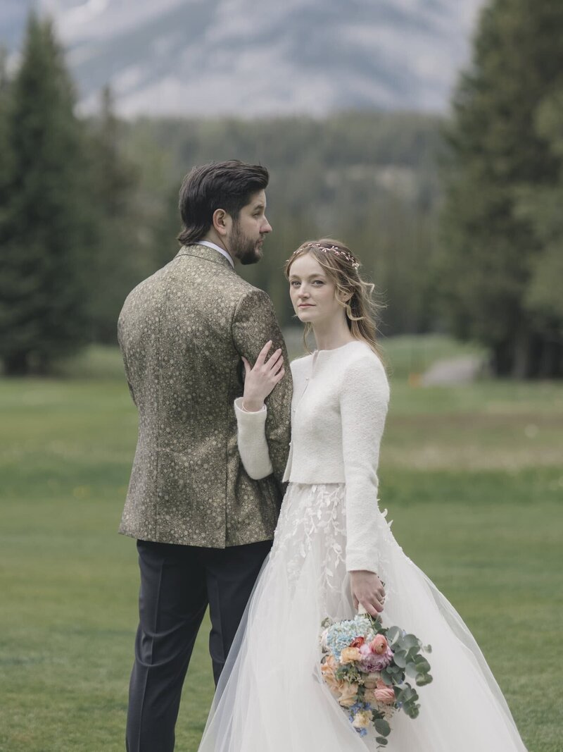 Timeless Tales Creatives - Fine Art Documentary Wedding Photographers in Banff - Banff Springs Golf Course Wedding (48)