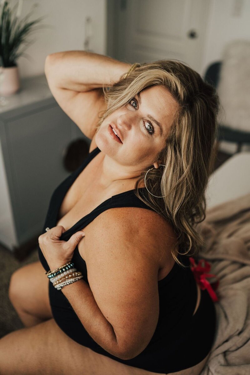 plus size boudoir photography