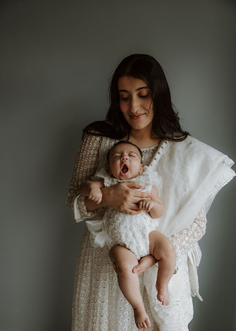 London-Surrey-In-Home-Newborn-Photographer-Hanna-Ali-213