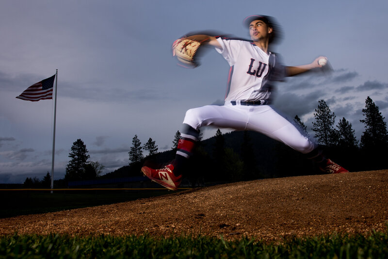 portrait-senior-highschool-sports-baseball-pitching