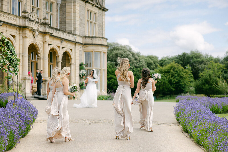 Hannah-Lewis-Wedding-Preview-36