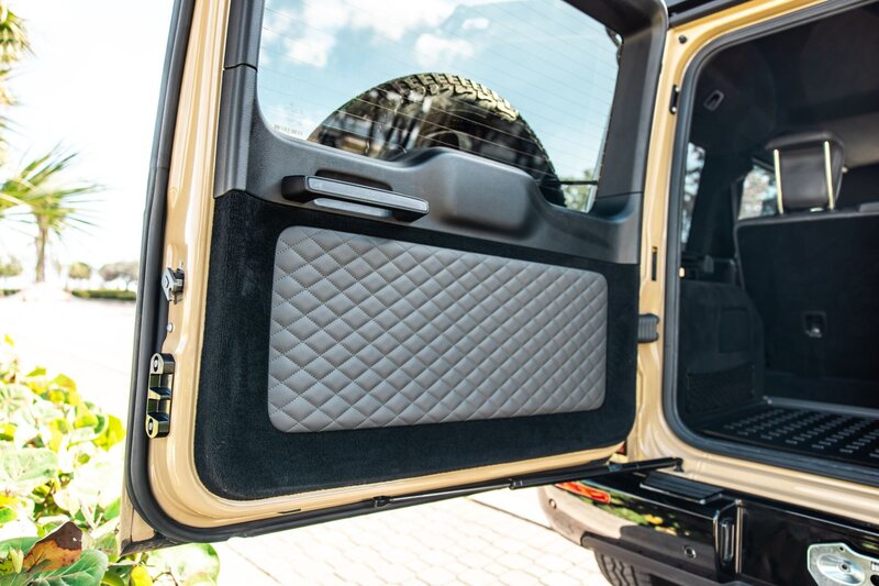 mercedes-g550-desert-sand-professional-edition-for-rent-in-miami-016