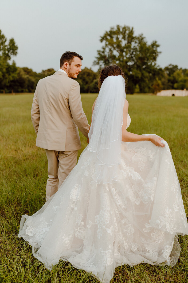 angelina-loreta-photography-texas-wedding-photographer-bride-groom-houston-magnolia-collegestation-127