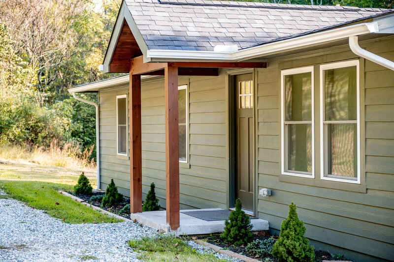 Hygge-House-secluded-vacation-home-cabin-by-the-james-river-10