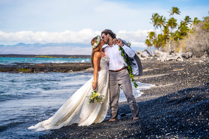 Beach wedding photos by Big Island Photographer, Hawaii Adventure Portraits