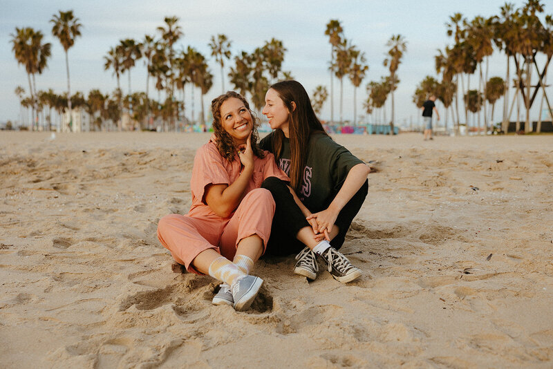 Las-Angeles-Venice-Beach-Engagement-Lesbian-LGBTQ-2023-00509