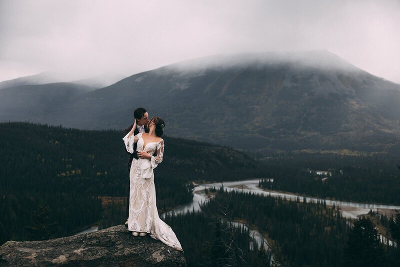 Alberta all-inclusive & small wedding photographer / allie knulls photography