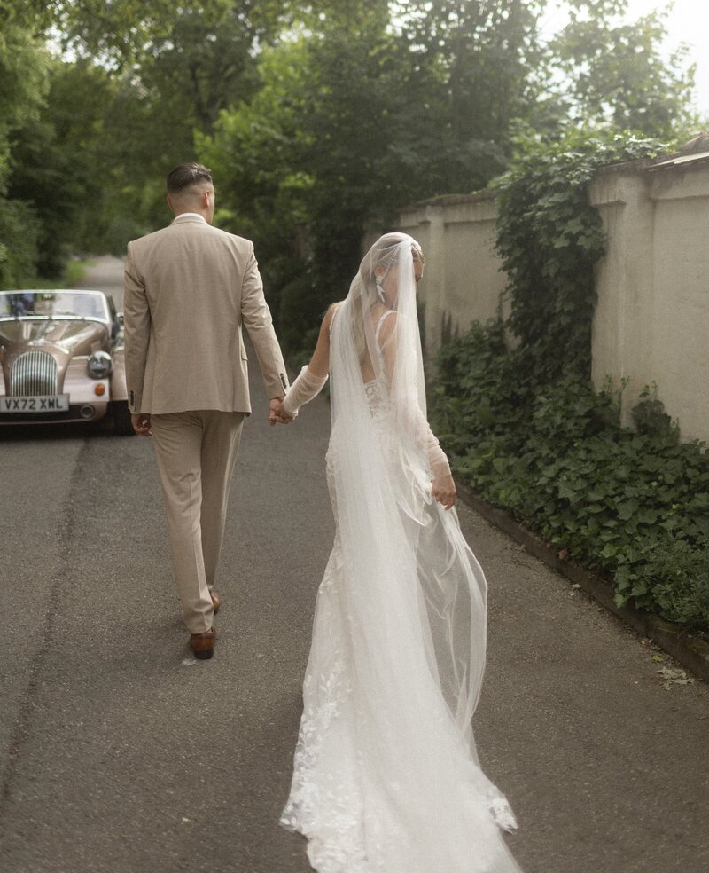 Home, image size:800x984